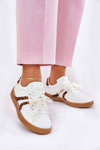 white Sport Shoes model 210998 Step in style