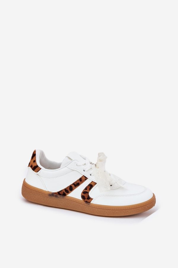 white Sport Shoes model 210998 Step in style