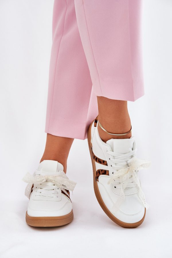 white Sport Shoes model 210998 Step in style