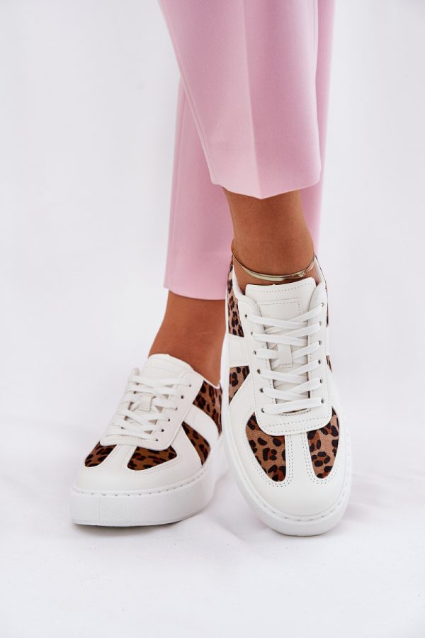 white Sport Shoes model 211002 Step in style