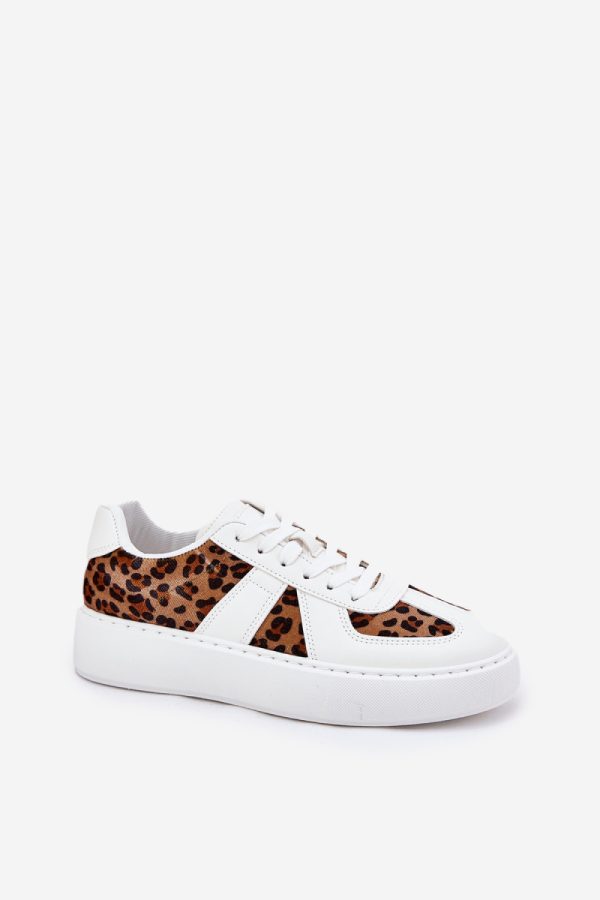 white Sport Shoes model 211002 Step in style