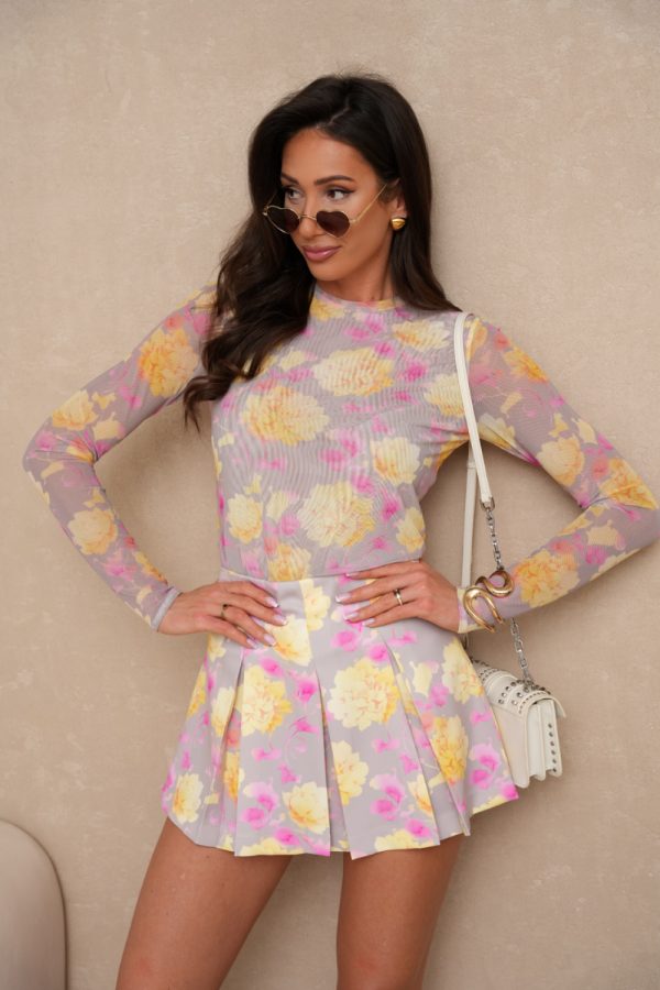 Multicolor Set in Pants, Trousers, Shorts with