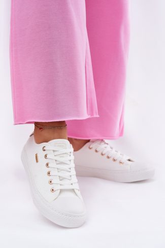 1073139 white Sneakers model 211356 Step in style