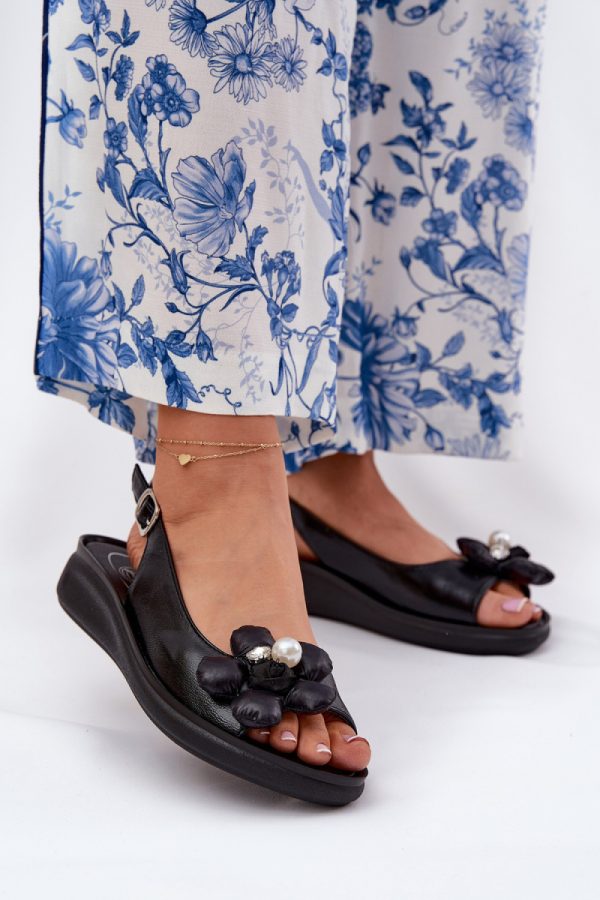 black Buskin model 211359 Step in style