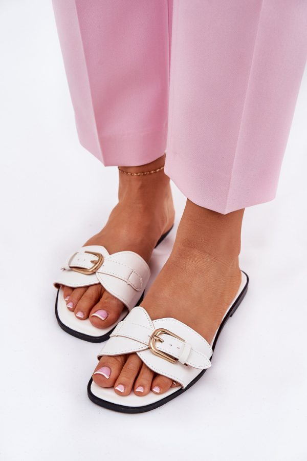 White Flip-flops in Sandals & Flip-Flops For Women with Fabric, Footbed and Heel Height