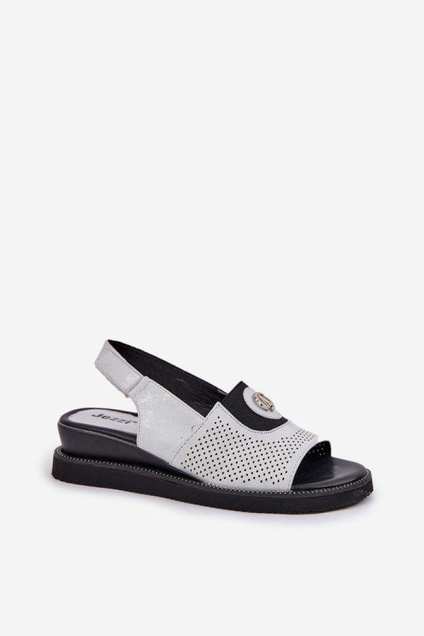 grey Buskin model 211718 Step in style