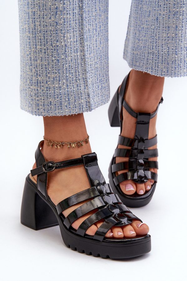 black Heel sandals model 211947 Step in style