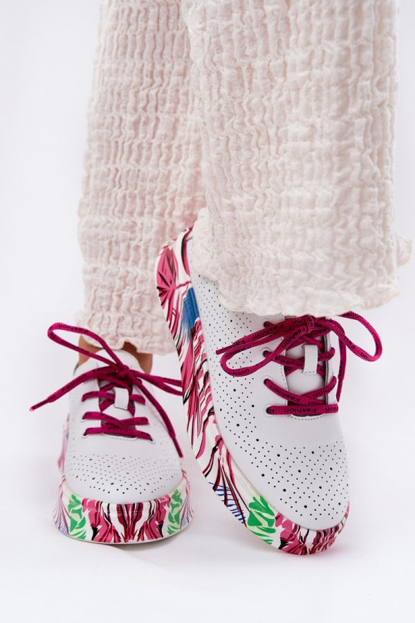 white Sport Shoes model 212138 Step in style
