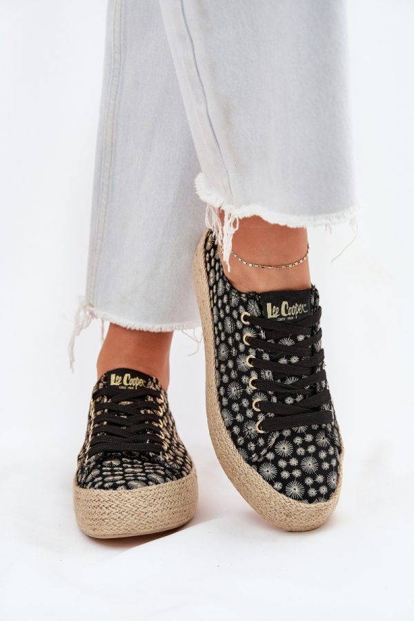 black Sneakers model 212619 Step in style