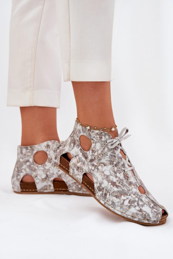 beige Boots model 212924 Step in style