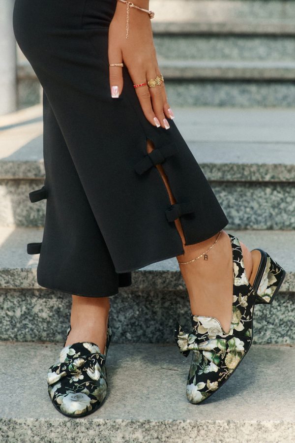black Heel pumps model 212998 Step in style