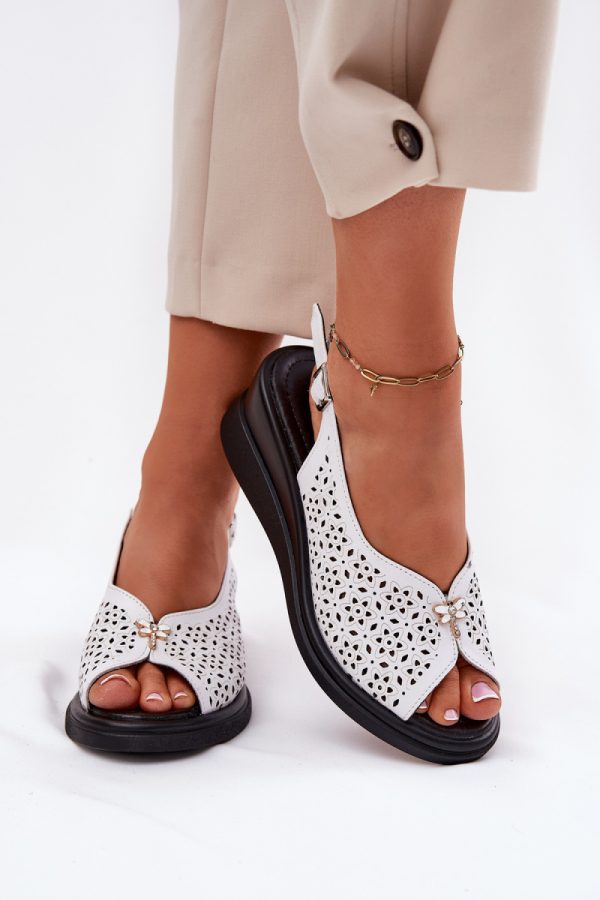 white Buskin model 213013 Step in style
