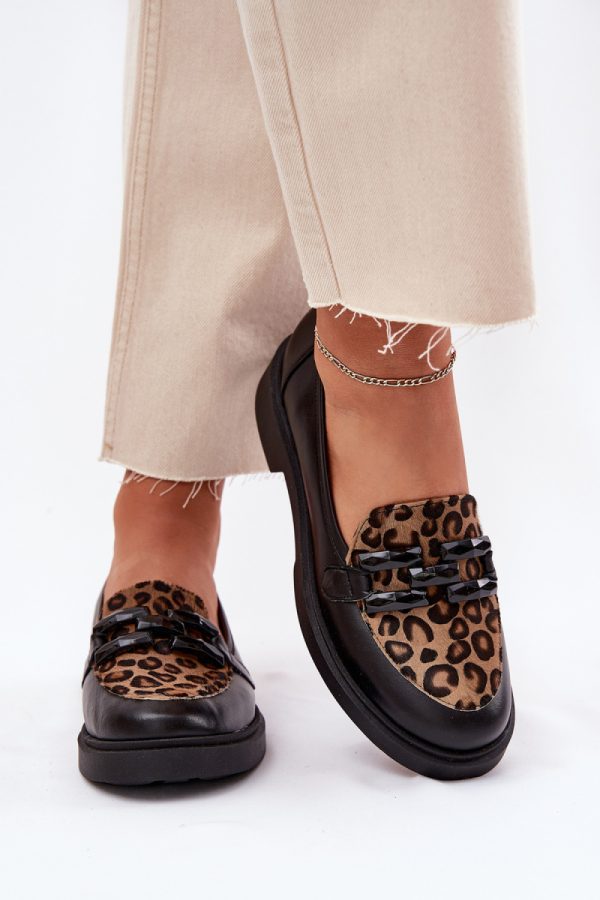 black Mocassin model 213026 Step in style