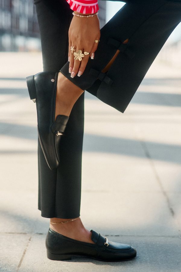 black Mocassin model 213029 Step in style