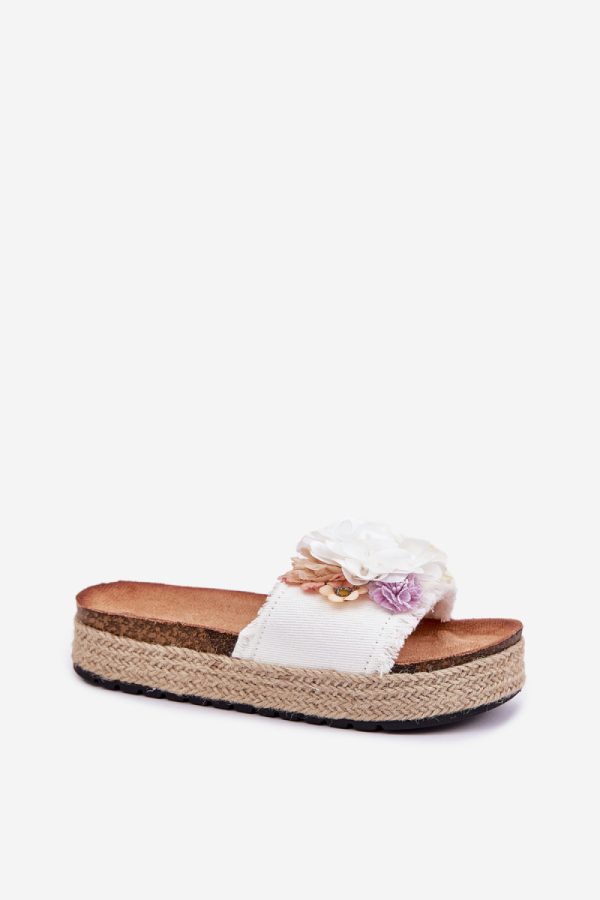 White Flip-flops in Sandals & Flip-Flops For Women with Fabric, Footbed and Platform Height