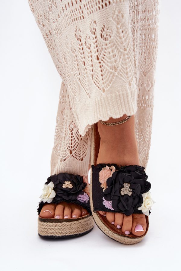 black Flip-flops model 213946 Step in style
