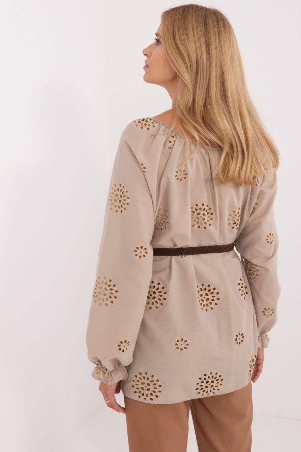 beige Blouse model 214452 Lakerta