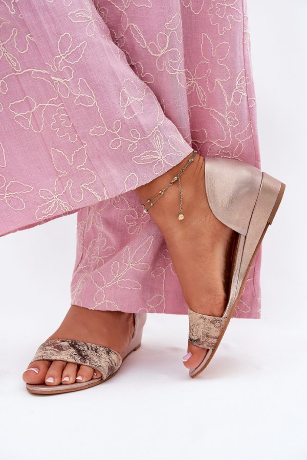 yellow Sandals model 214701 Step in style
