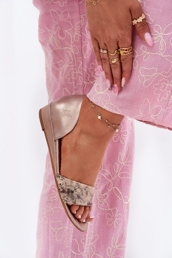 yellow Sandals model 214701 Step in style