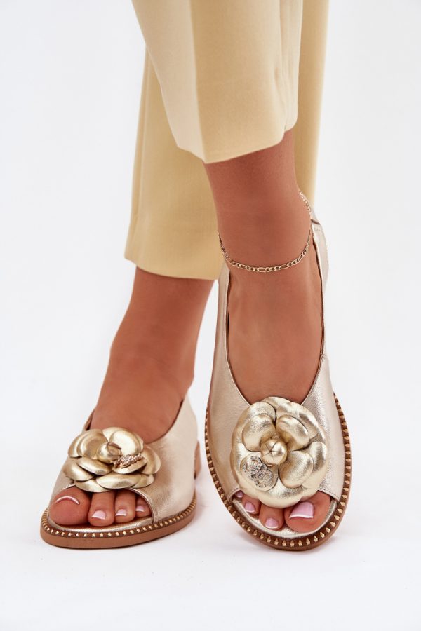 yellow Sandals model 214703 Step in style