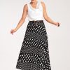 Black Skirt in Skirts with Spandex and Polyester