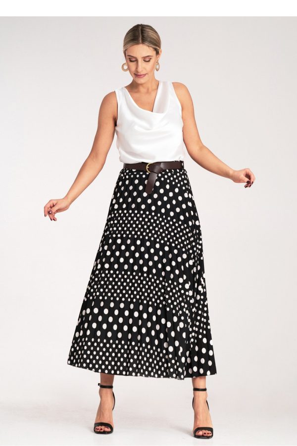 Black Skirt in Skirts with Spandex and Polyester