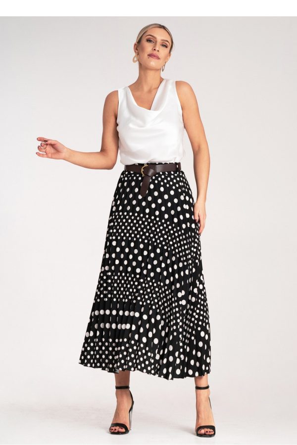 Black Skirt in Skirts with Spandex and Polyester