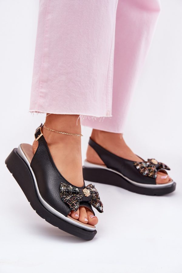 black Buskin model 214997 Step in style