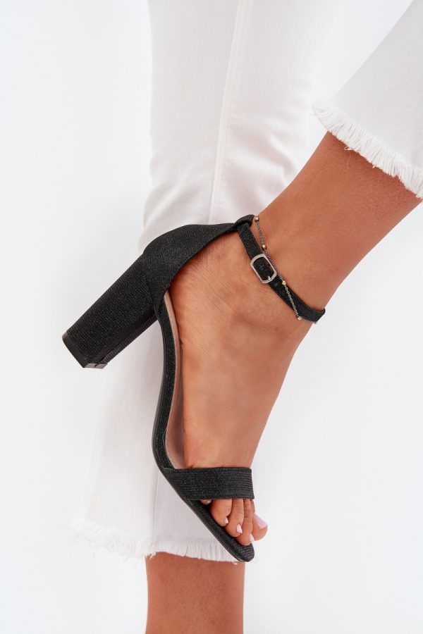 black Heel sandals model 215642 Step in style