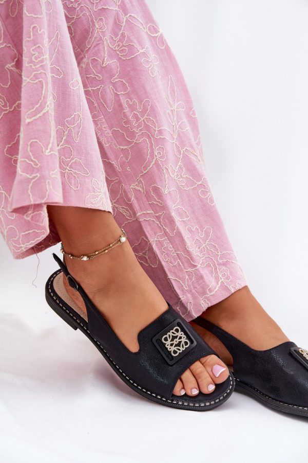 black Sandals model 215715 Step in style