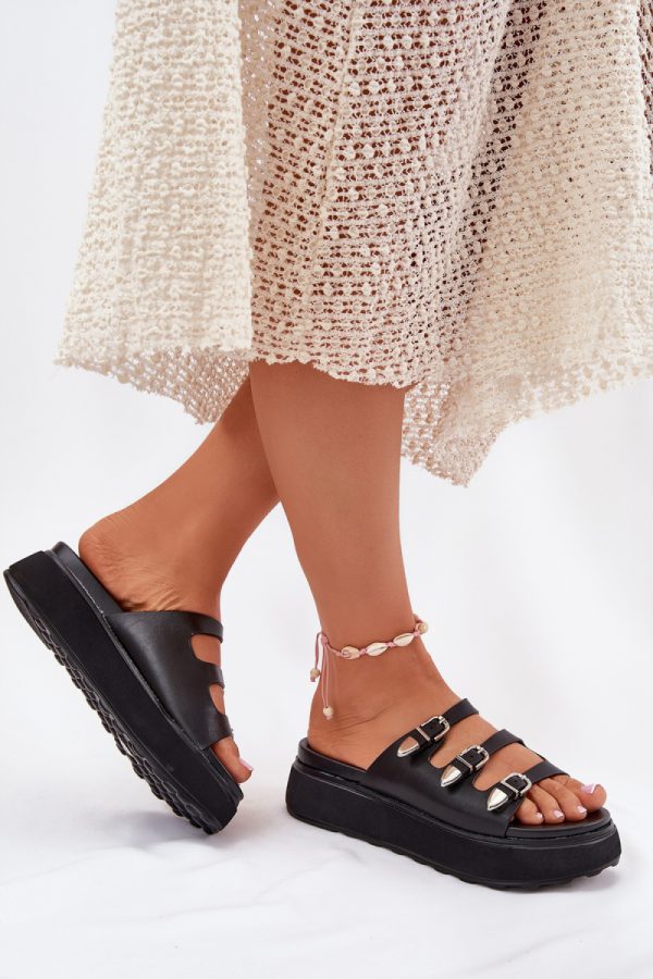 black Flip-flops model 215970 Step in style