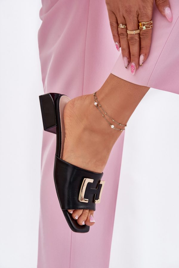 black Flip-flops model 215983 Step in style