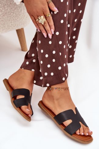 Black Flip-flops in Sandals & Flip-Flops For Women with Fabric, Footbed and Heel Height