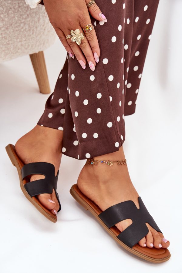 Black Flip-flops in Sandals & Flip-Flops For Women with Fabric, Footbed and Heel Height