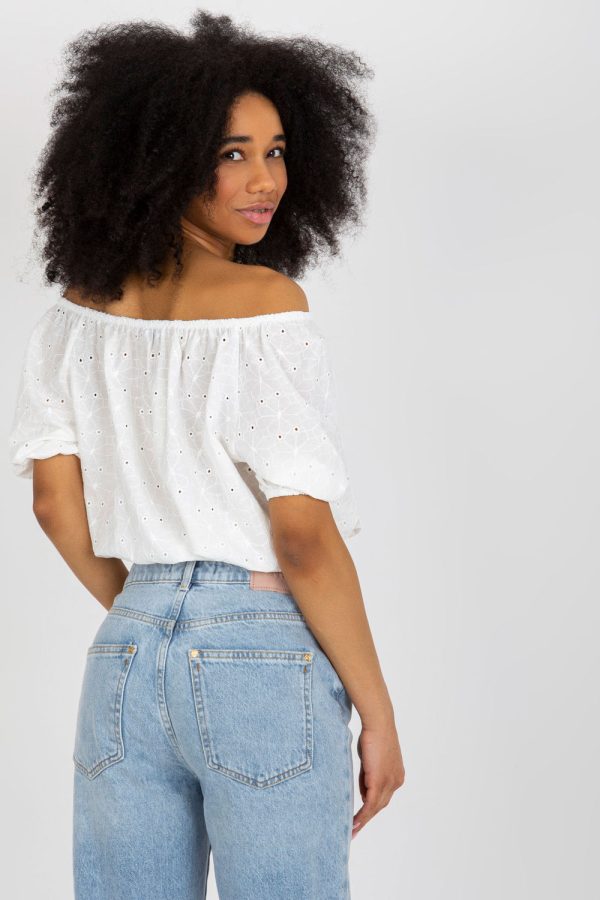 beige Blouse model 216207 Lakerta