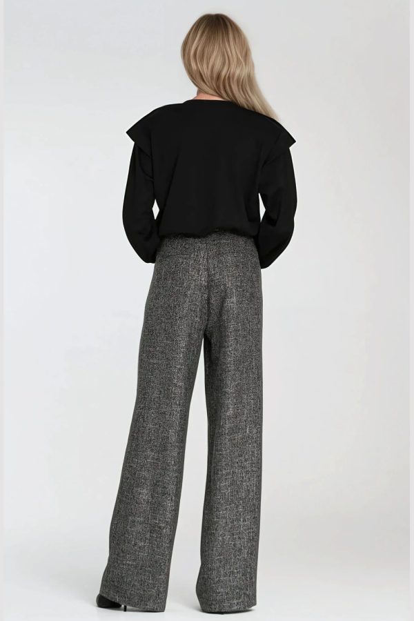 black Sweatshirt model 217576 Nife