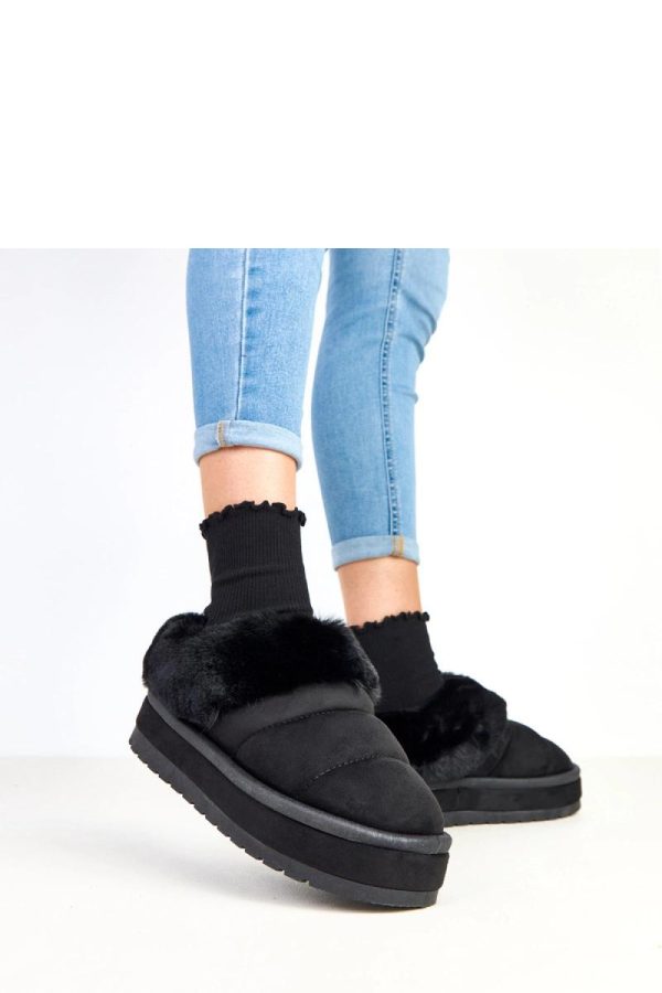 Black Snow Boots in Women`s Ankle Boots & Booties with Fabric, Footbed and Platform Height