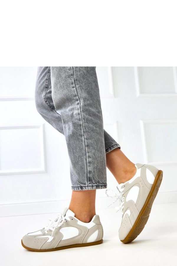 White Sport Shoes.Fabric and Footbed