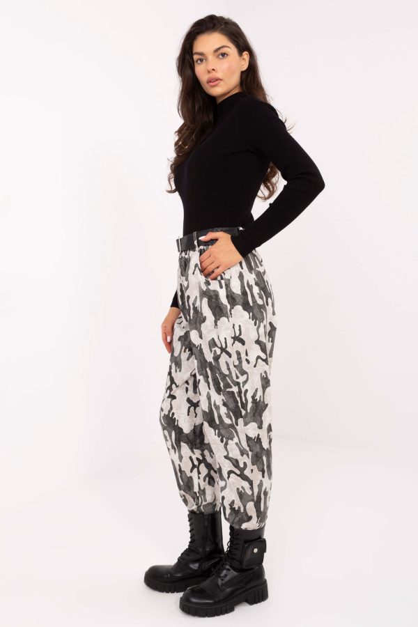 Beige Women's Pants in Pants, Trousers, Shorts with Spandex, Polyester and Viscose