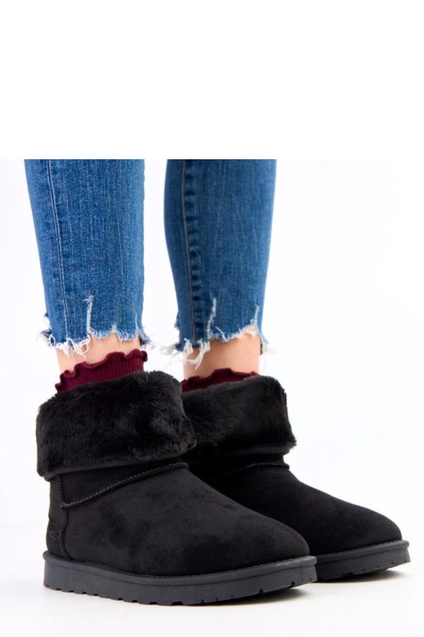 Black Snow Boots..Fabric, Footbed and Platform Height