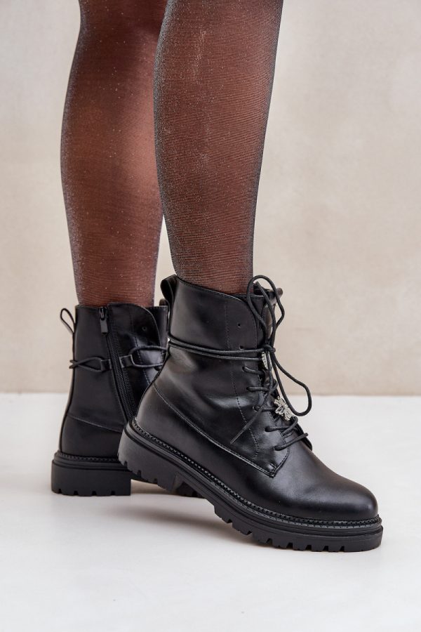 black Boots model 218518 Step in style