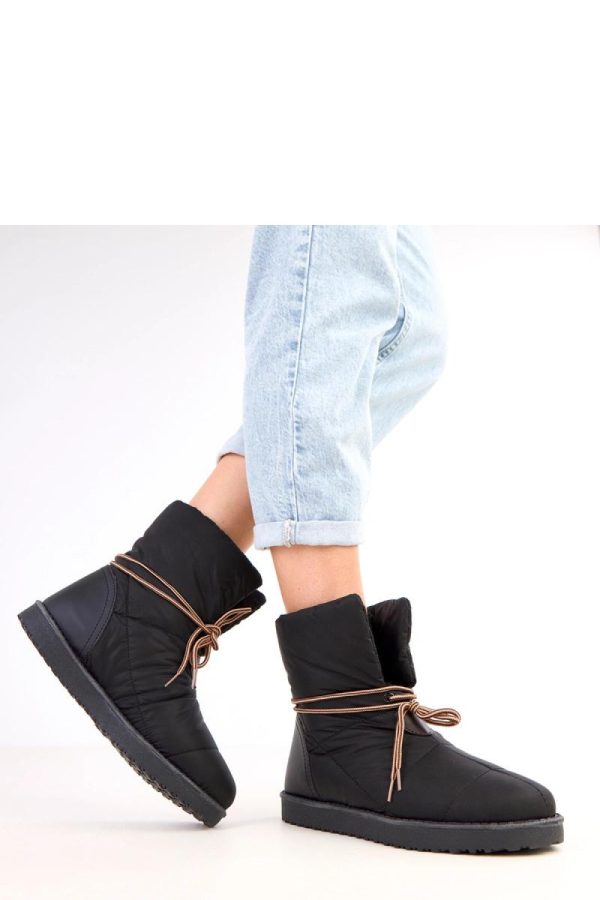 Black Snow Boots in Women`s Ankle Boots & Booties with Fabric, Footbed and Sole Height