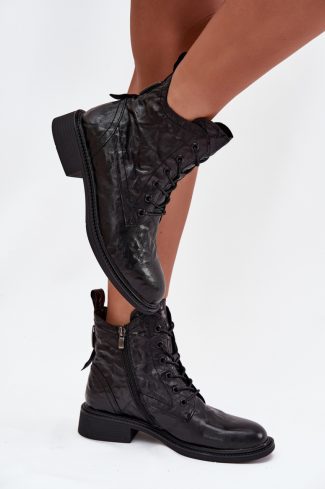 black Boots model 218717 Step in style