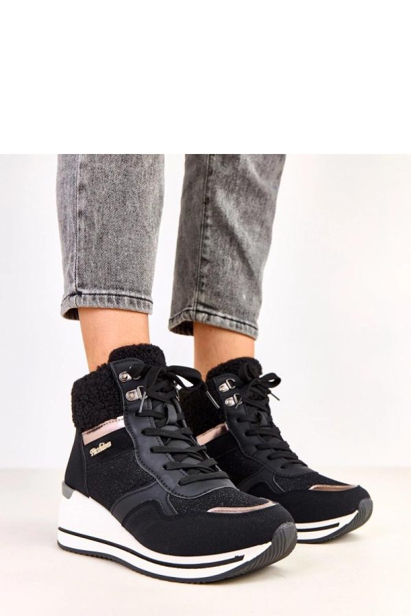 Black Snow Boots in Women`s Ankle Boots & Booties with Fabric, Warmers, Footbed and Heel Height