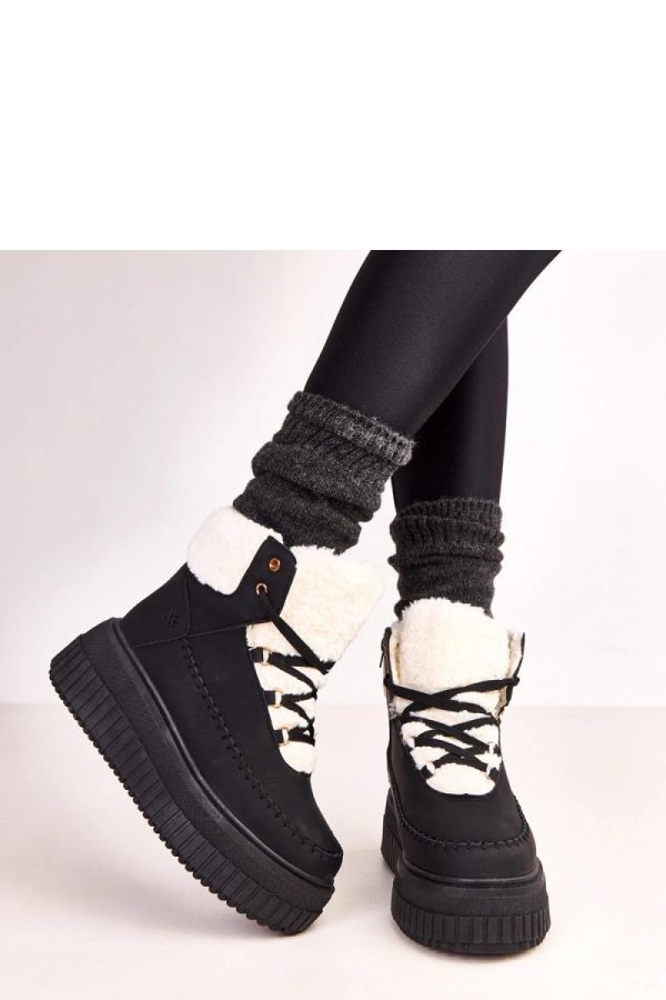 Black Sport Boots..Fabric, Warmers, Footbed, Upper Height and Platform Height
