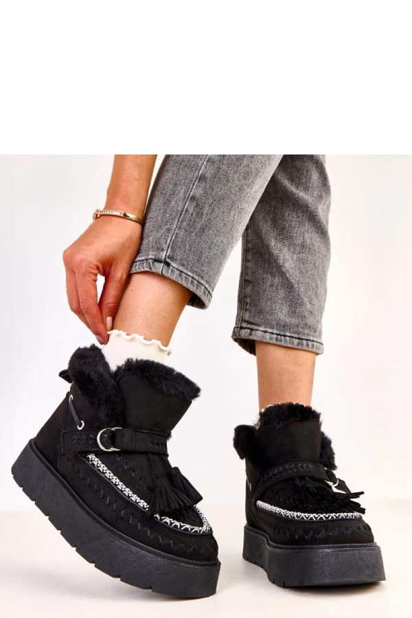 Black Snow Boots in Women`s Ankle Boots & Booties with Fabric, Warmers, Footbed and Platform Height