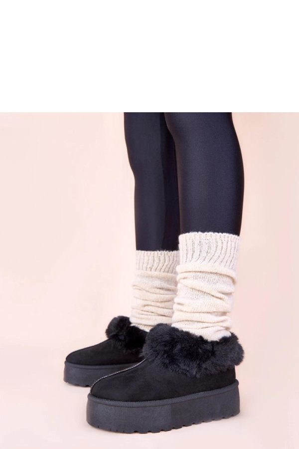 Black Snow Boots...Fabric, Footbed and Platform Height