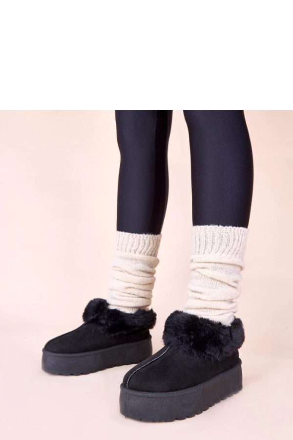 Black Snow Boots...Fabric, Footbed and Platform Height