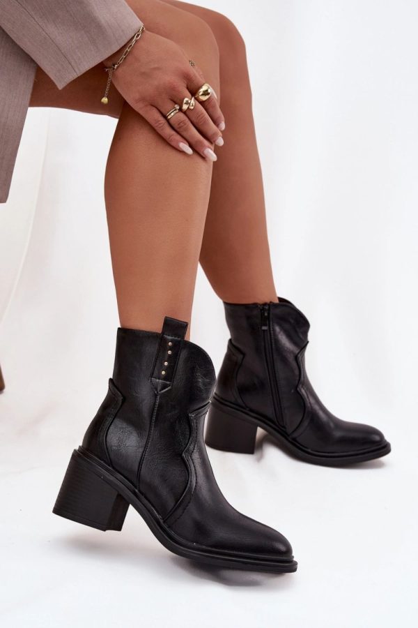 black Heel boots model 221135 Step in style