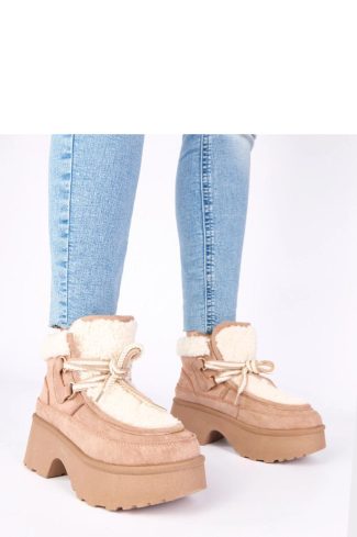 Beige Snow Boots....Fabric, Footbed, Upper Height and Platform Height